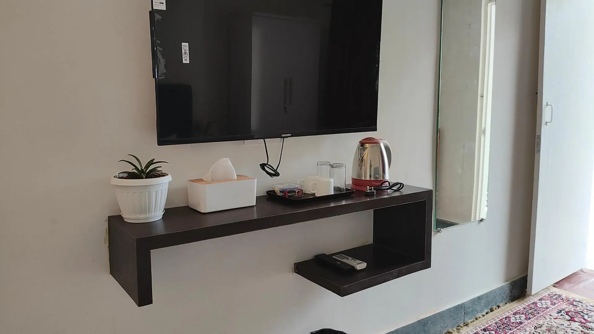 بيت ضيافة Shivoham Suites فاراناسي