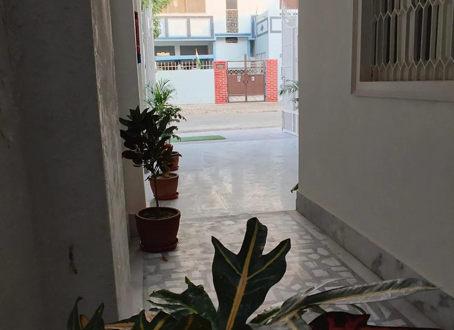 Shivoham Suites فاراناسي 0*,