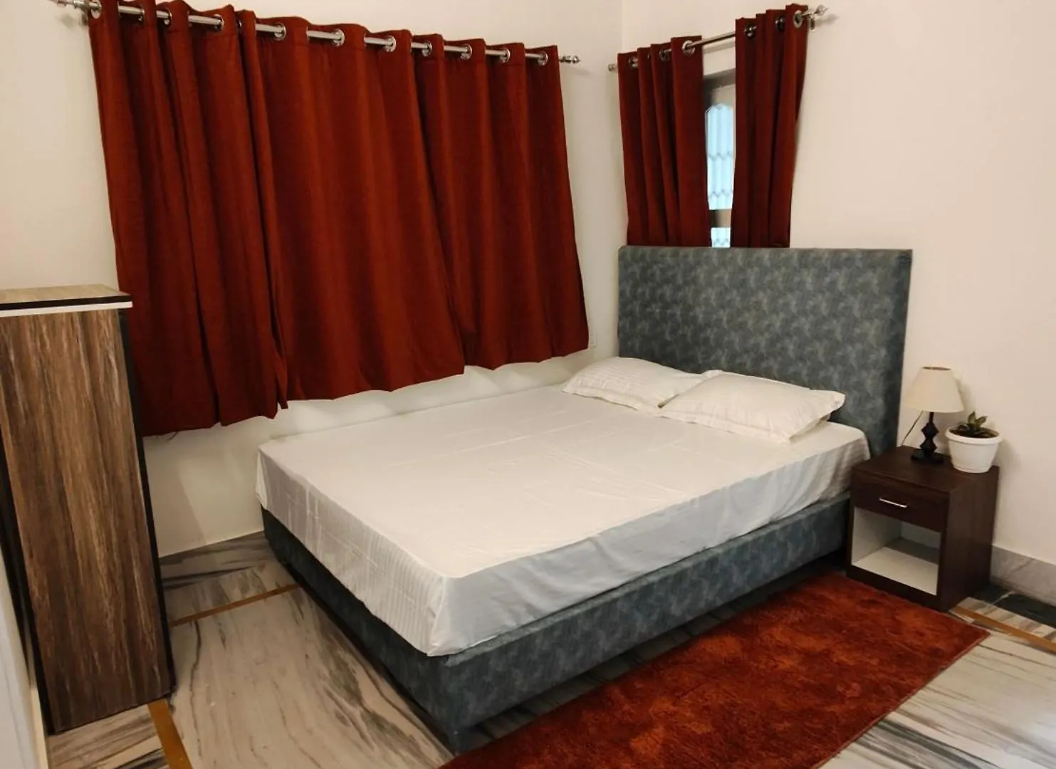 بيت ضيافة Shivoham Suites فاراناسي